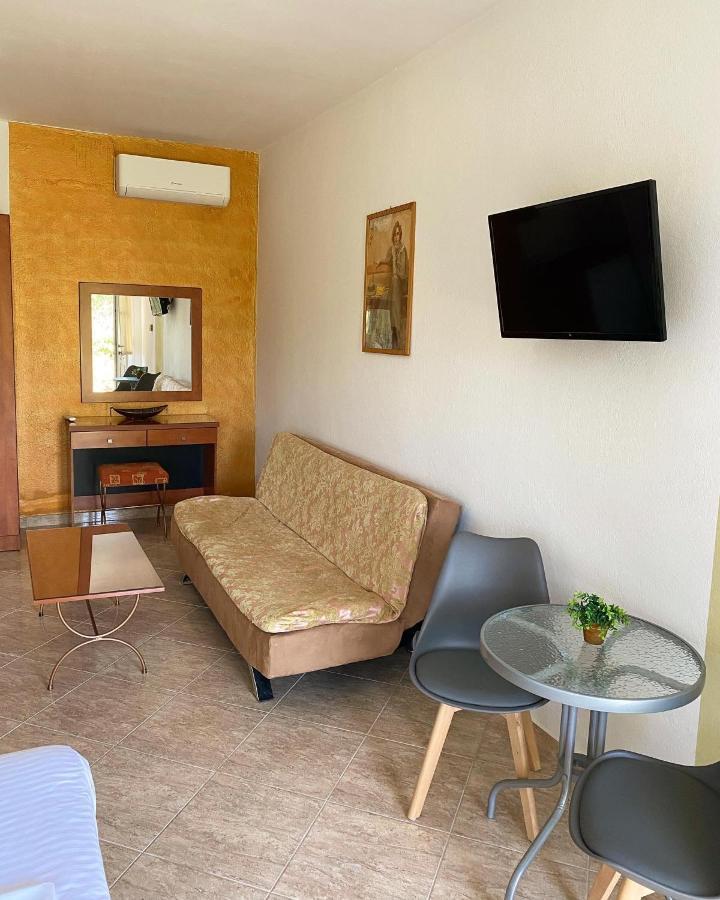 Guesthouse Anestis Ángisztro Kültér fotó